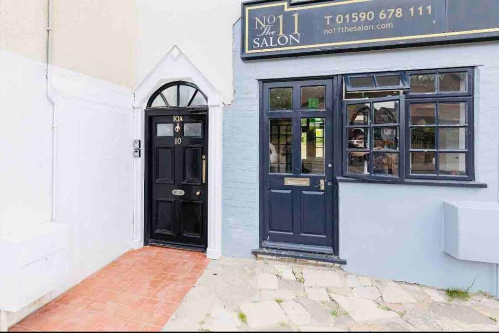 Sleeps 6 The Lovely Lymington Lock Off Экстерьер фото